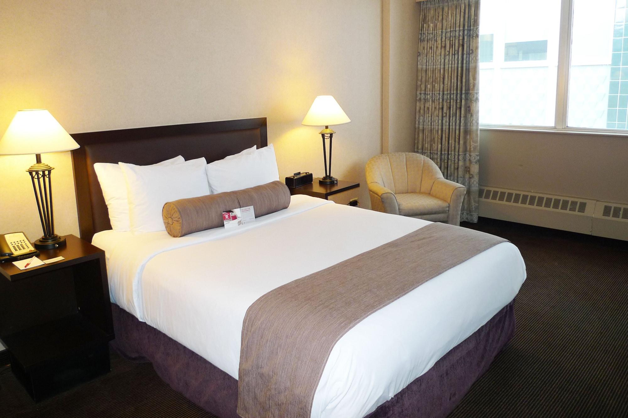Ramada Plaza By Wyndham Calgary Downtown Hotel Kültér fotó