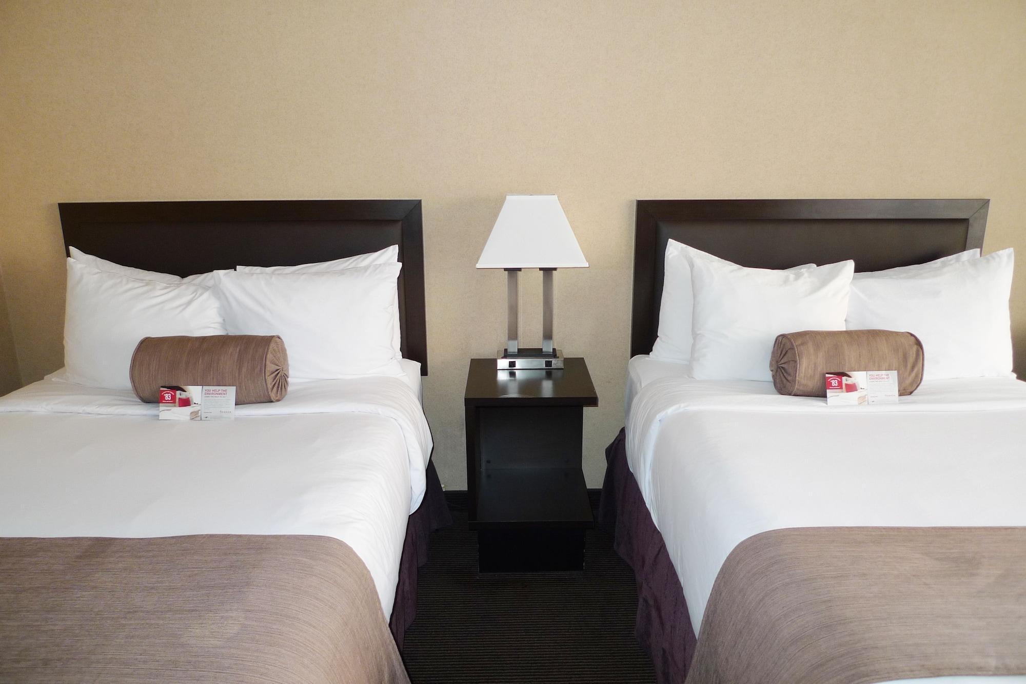 Ramada Plaza By Wyndham Calgary Downtown Hotel Kültér fotó